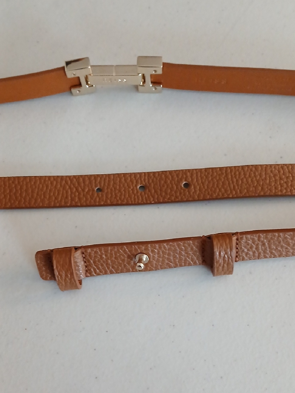 Reiss Womens Hayley Tan Leather Slim Belt with Subtle Grain - Picture 4 of 6